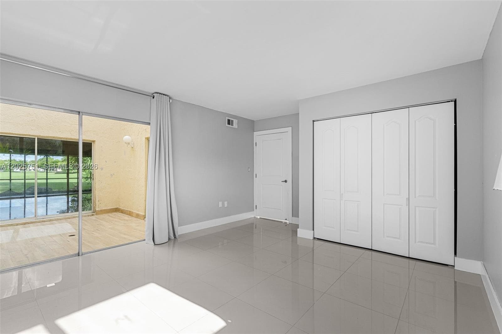 14357 Kendale Lakes Cir, Miami FL 33183 — 36