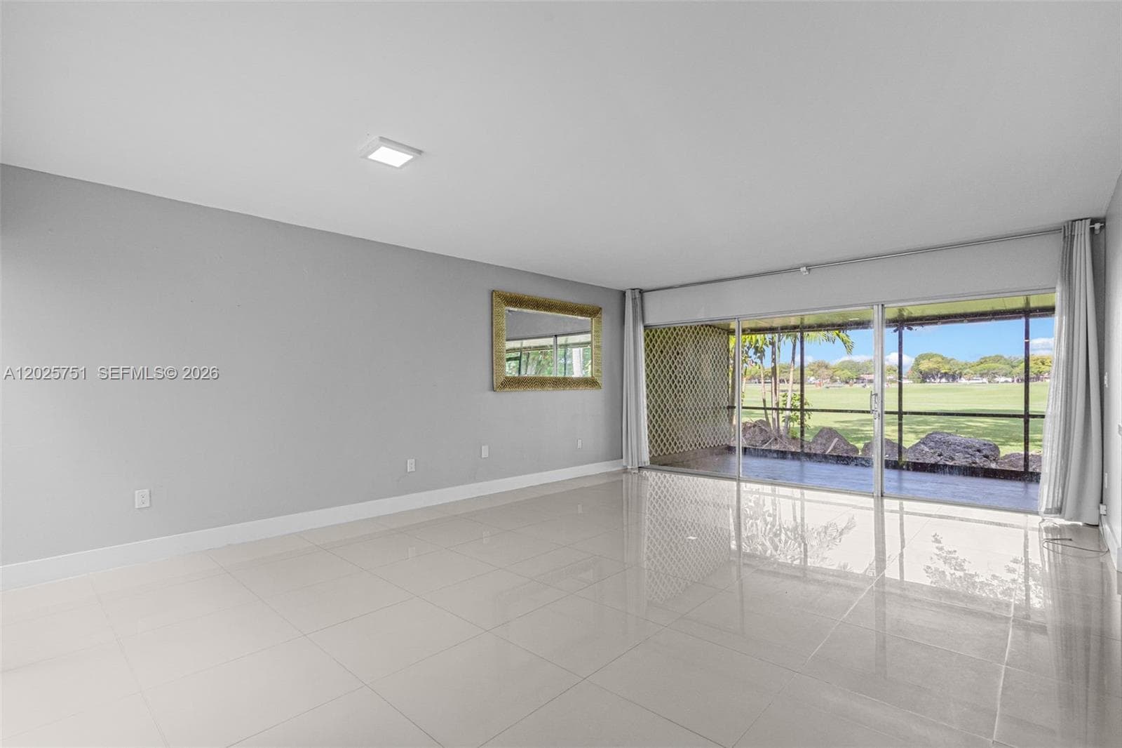 14357 Kendale Lakes Cir, Miami FL 33183 — 20