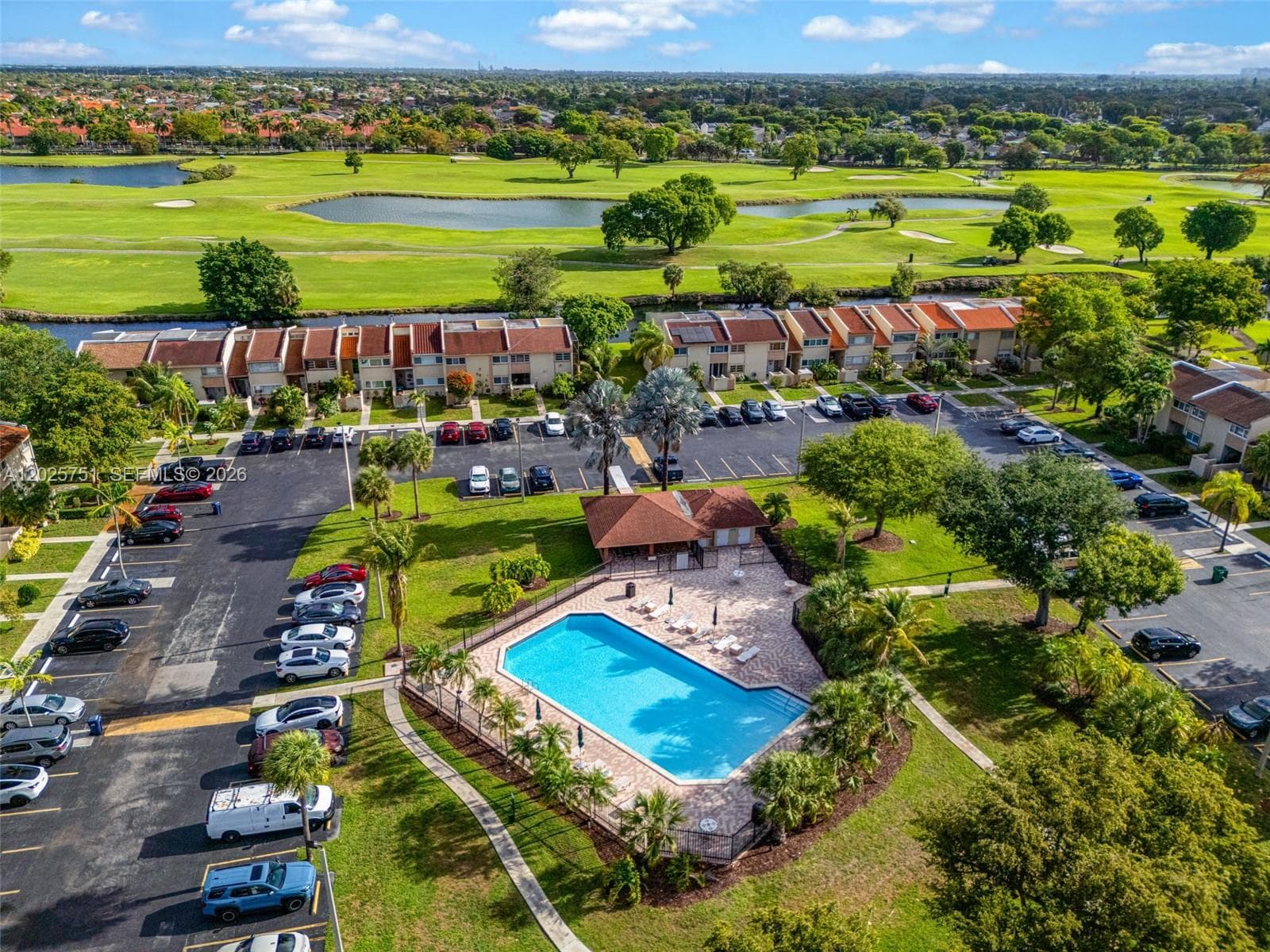 14357 Kendale Lakes Cir, Miami FL 33183 — 55