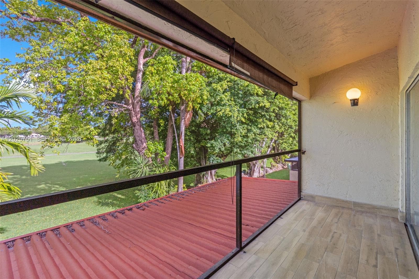 14357 Kendale Lakes Cir, Miami FL 33183 — 44