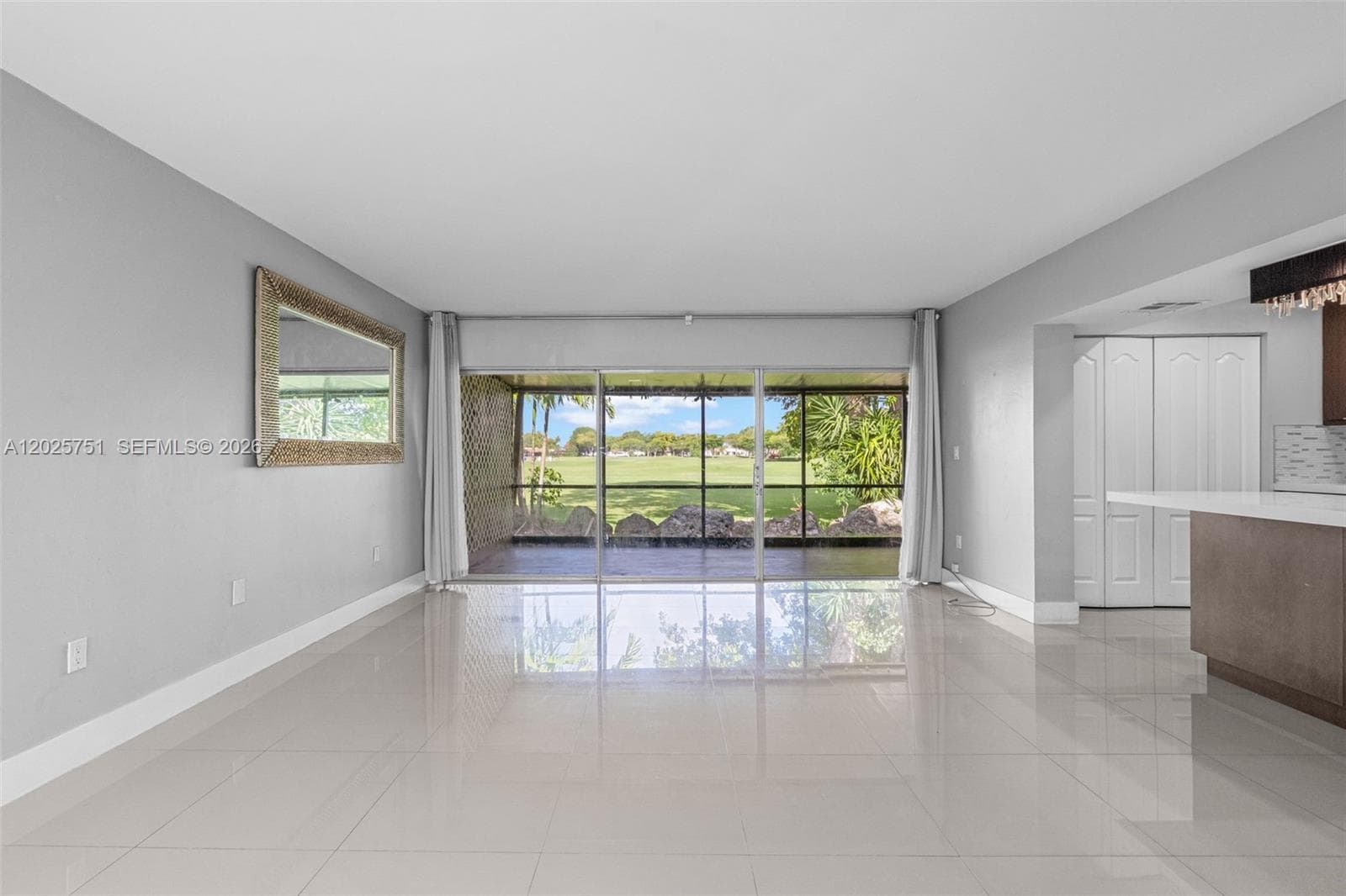 14357 Kendale Lakes Cir, Miami FL 33183 — 21