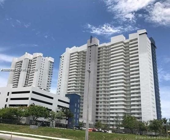 14951 Royal Oaks Ln # 506, North Miami FL 33181 — 1