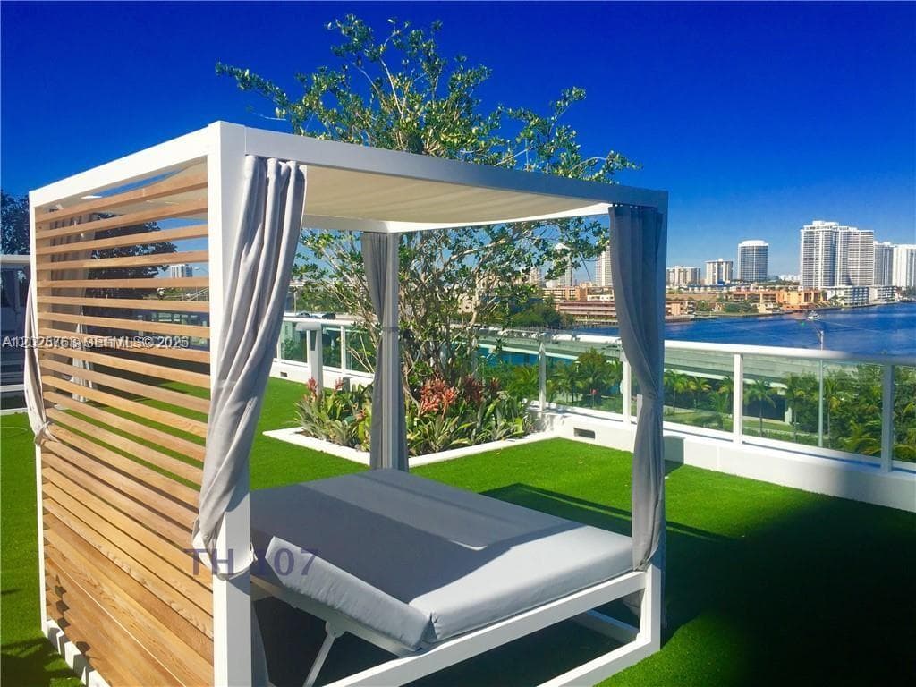 400 Sunny Isles Blvd # 1804, Sunny Isles Beach FL 33160 — 26