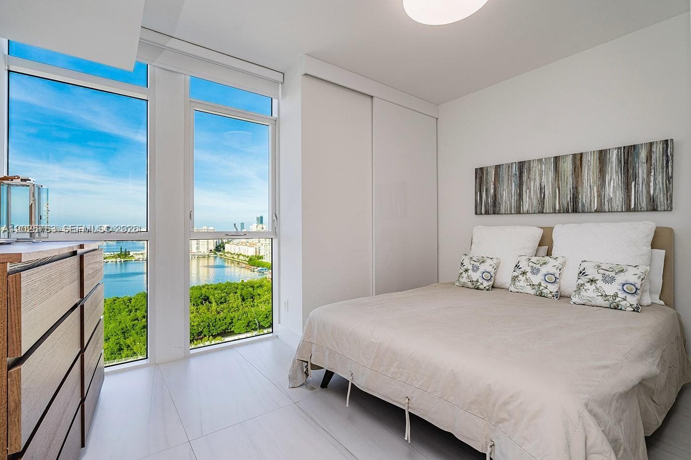 400 Sunny Isles Blvd # 1804, Sunny Isles Beach FL 33160 — 22