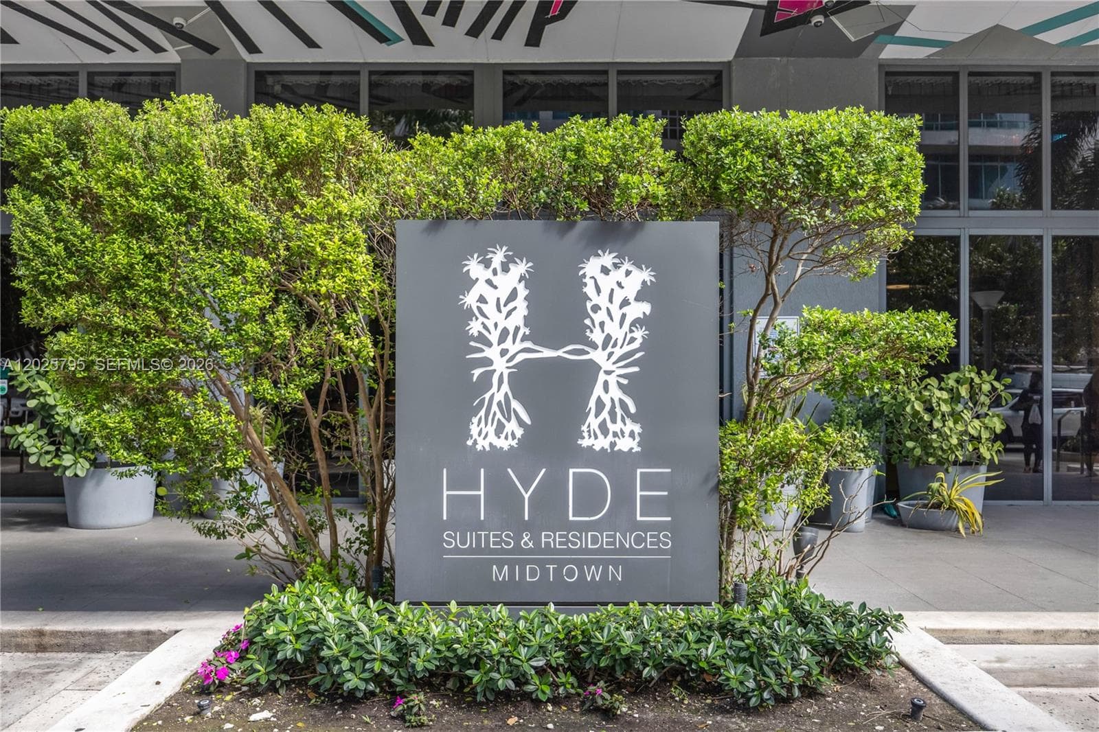121 NE 34th St # 2111, Miami FL 33137 — 32