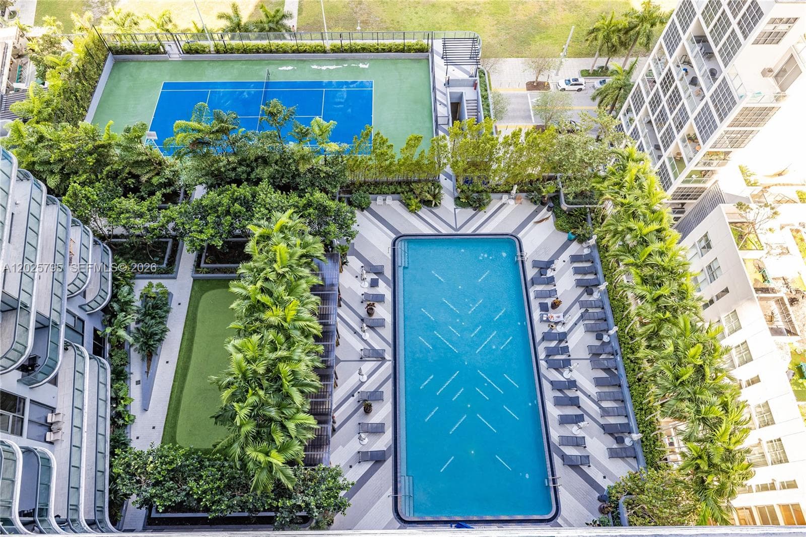 121 NE 34th St # 2111, Miami FL 33137 — 24