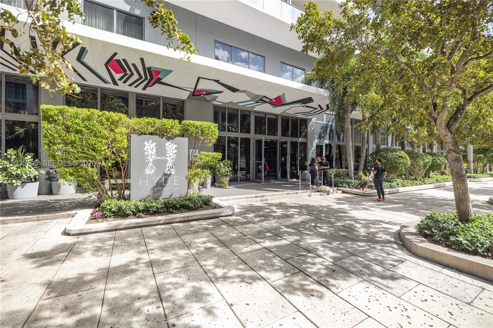 121 NE 34th St # 2111, Miami FL 33137 — 33