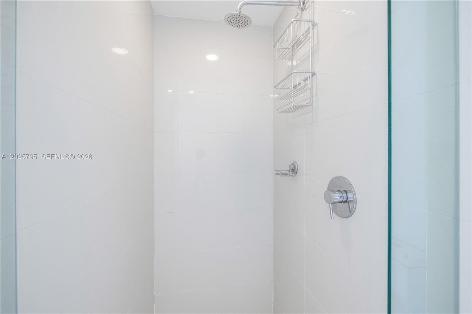 121 NE 34th St # 2111, Miami FL 33137 — 18
