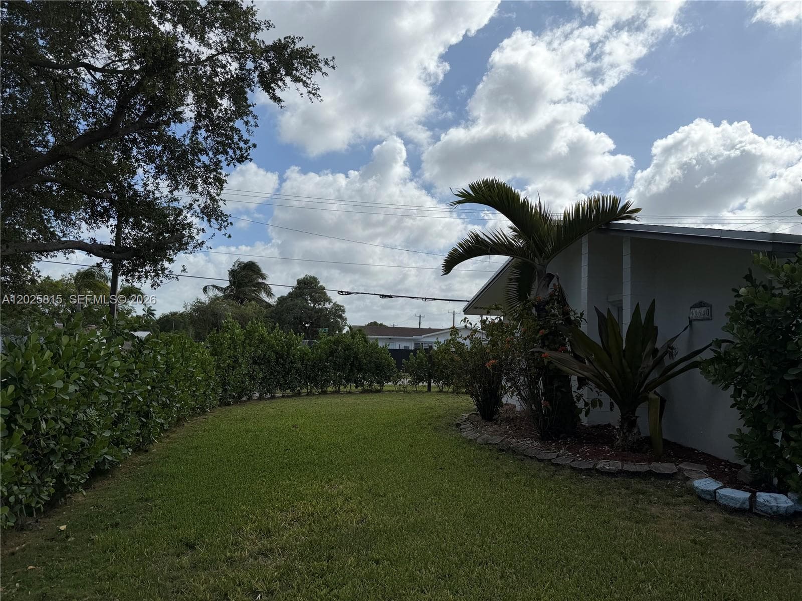 19640 Lenaire Dr, Cutler Bay FL 33157 — 1