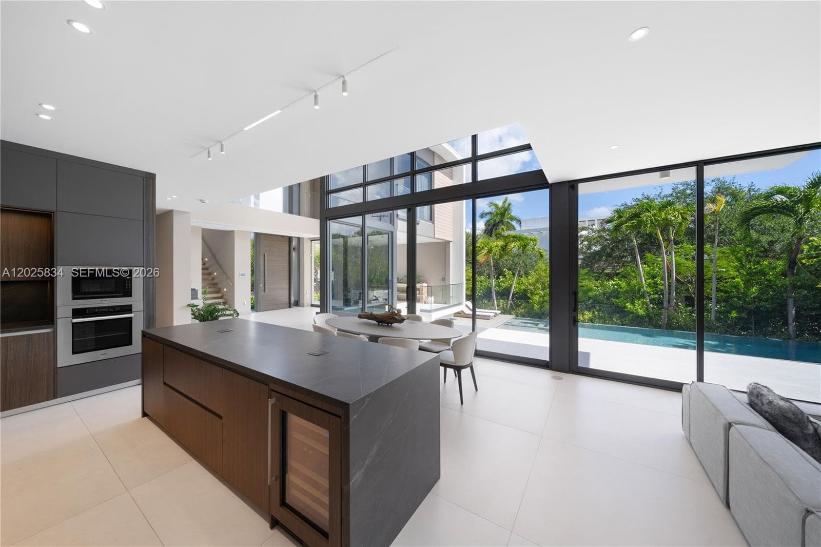 571 Glenridge Rd, Key Biscayne FL 33149 — 6