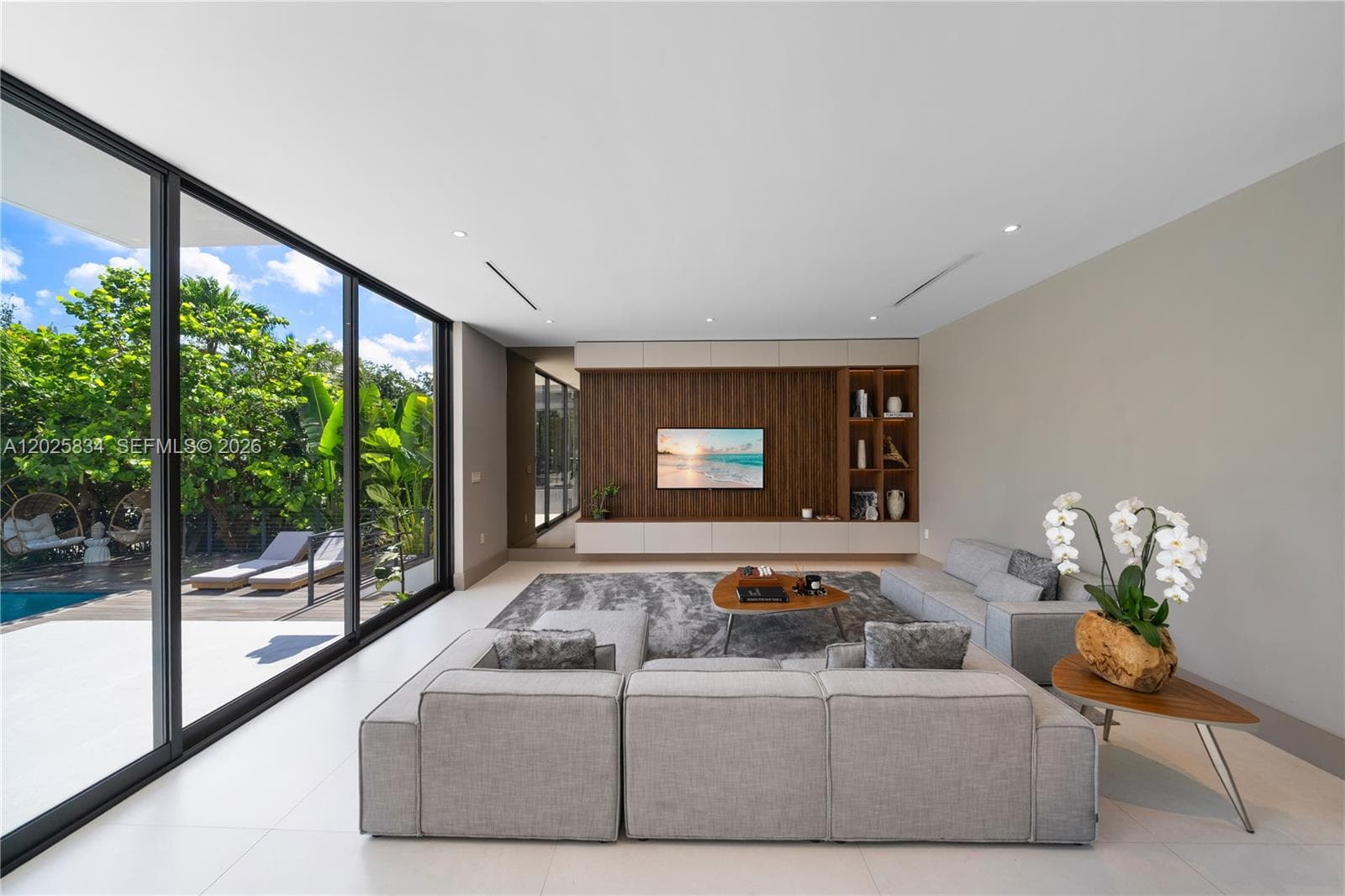 571 Glenridge Rd, Key Biscayne FL 33149 — 17