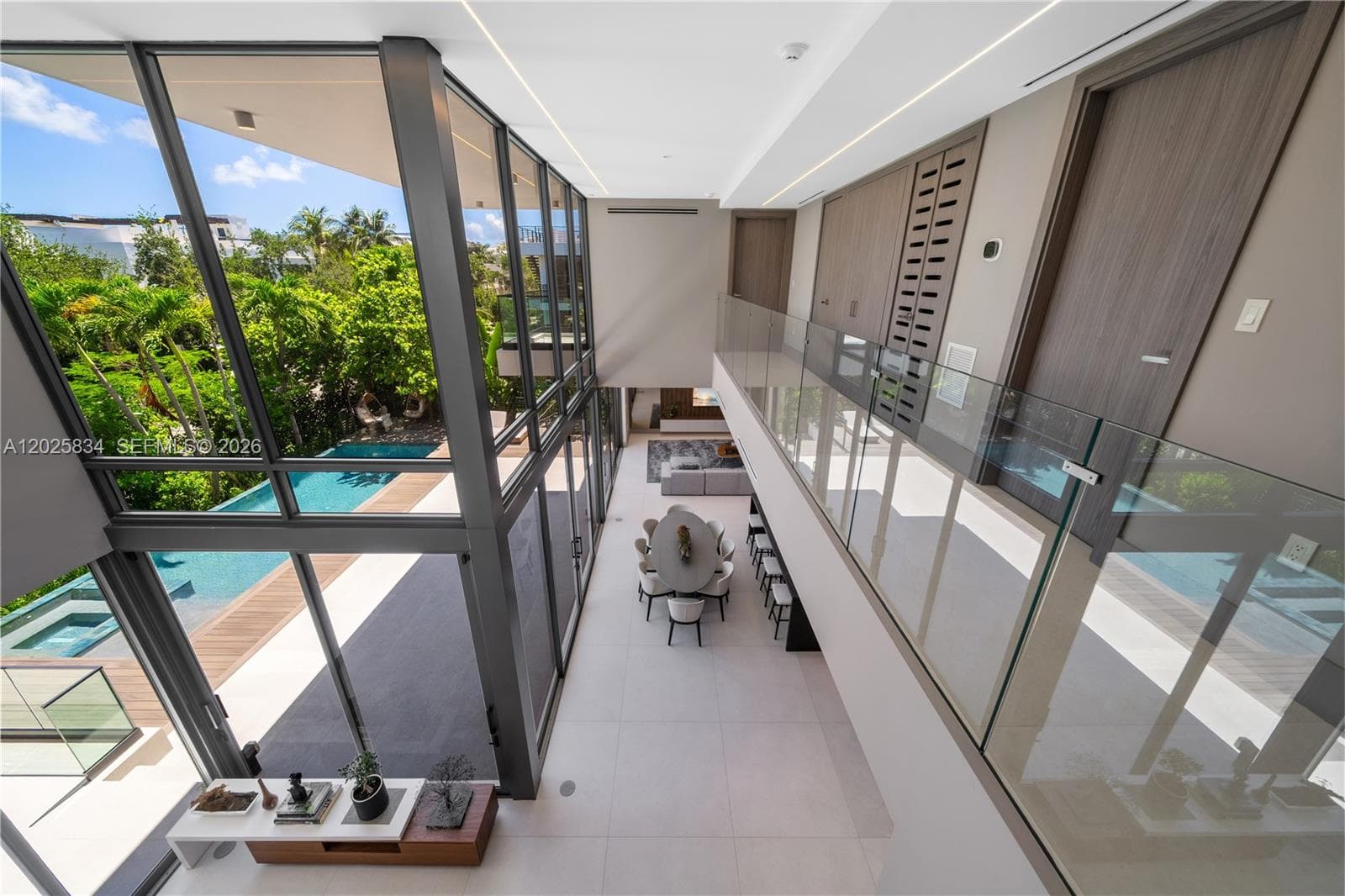 571 Glenridge Rd, Key Biscayne FL 33149 — 38