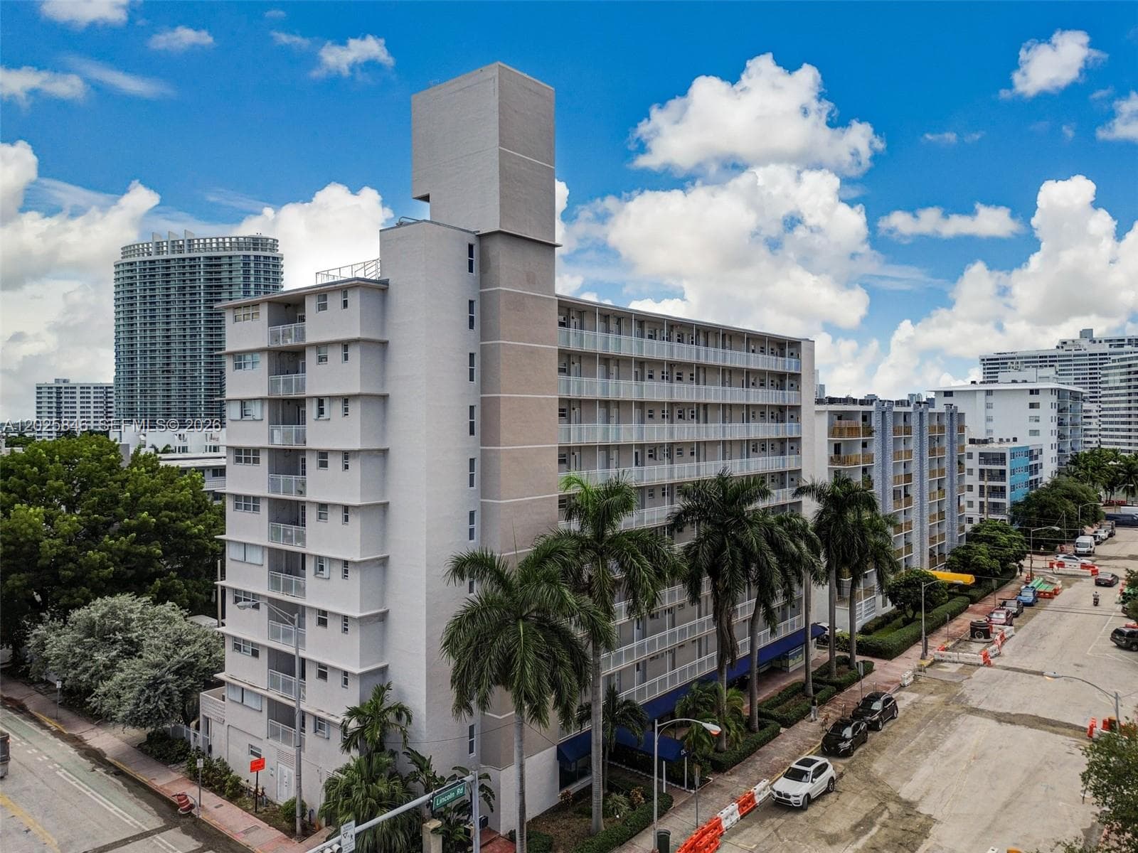 1300 Lincoln Rd # B402, Miami Beach FL 33139 — 1