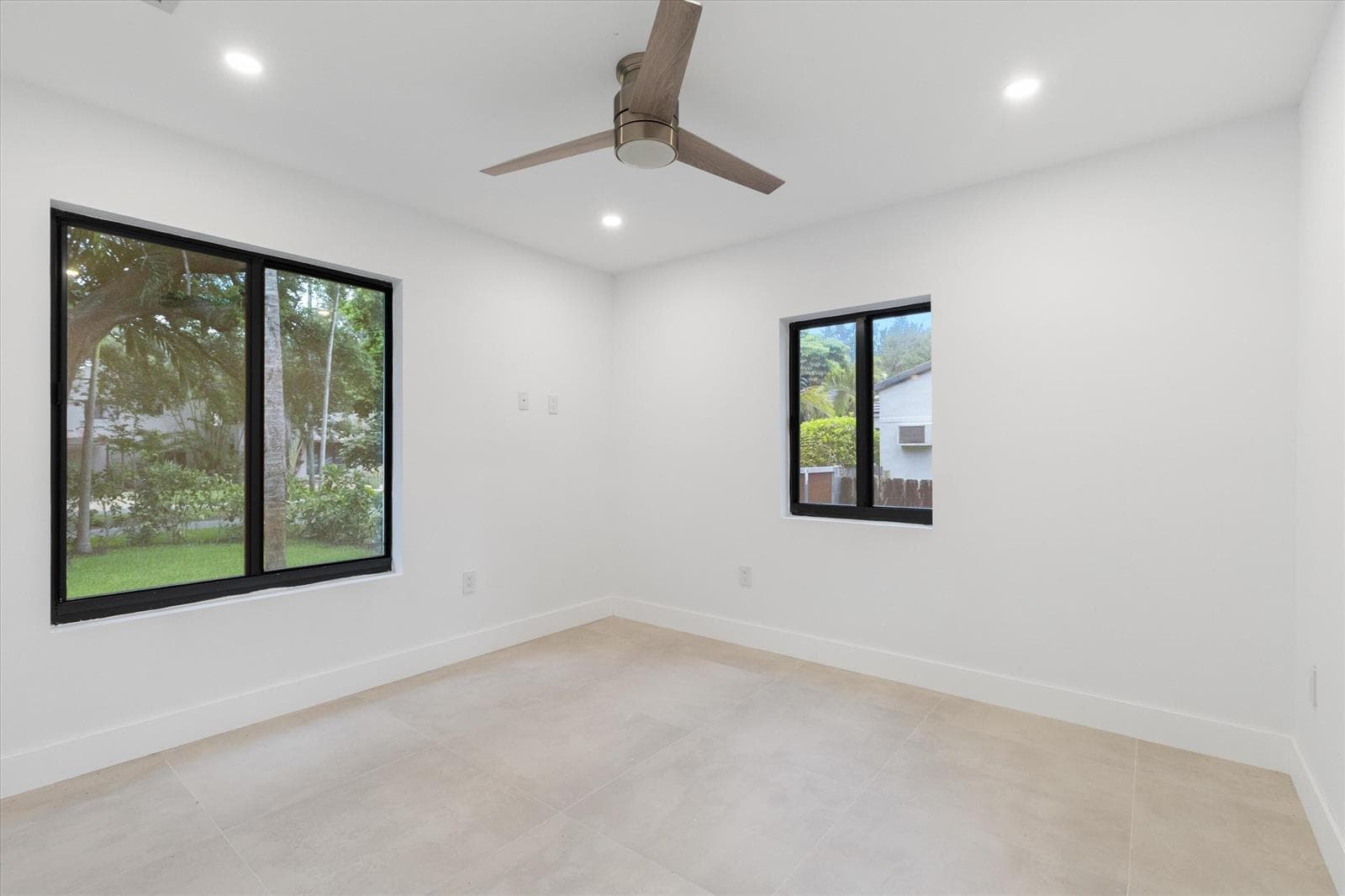 451 NE 119th Street, Biscayne Park FL 33161 — 15