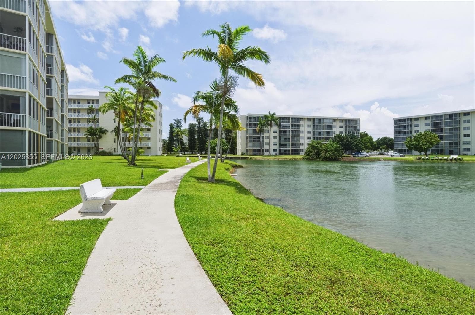 2855 Leonard Dr # H106, Aventura FL 33160 — 47