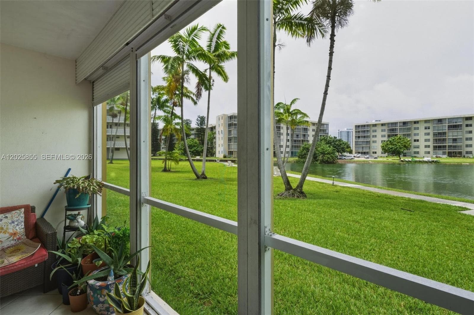 2855 Leonard Dr # H106, Aventura FL 33160 — 24
