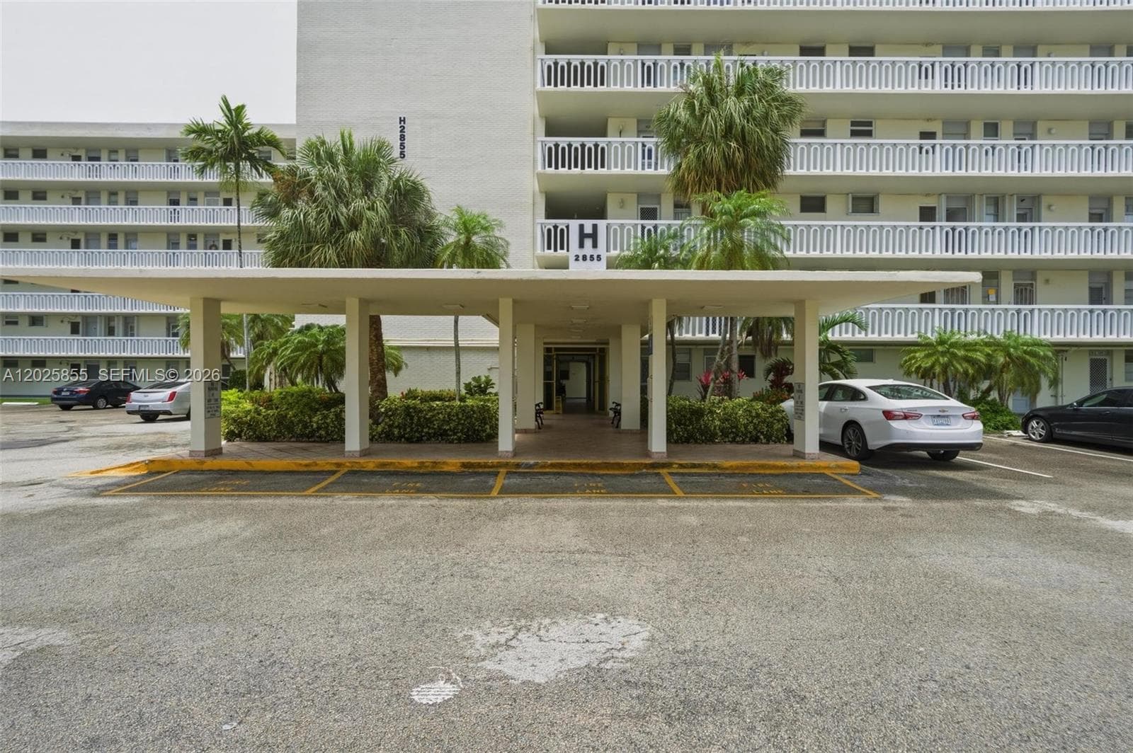 2855 Leonard Dr # H106, Aventura FL 33160 — 40
