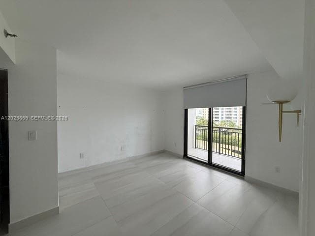 540 Brickell Key Dr # 1024, Miami FL 33131 — 17
