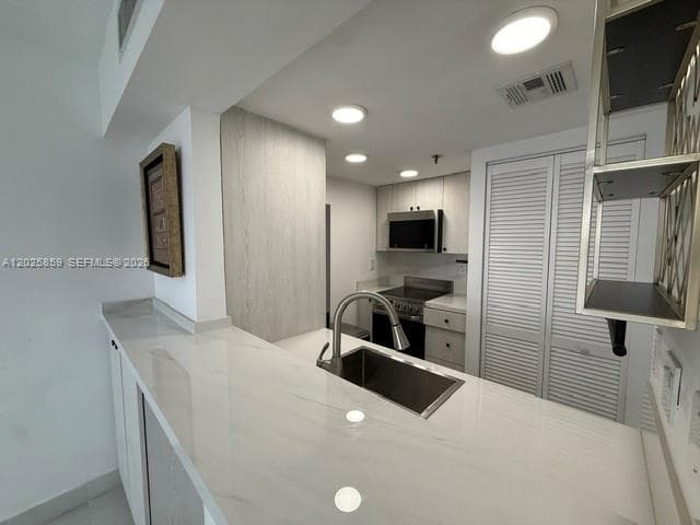 540 Brickell Key Dr # 1024, Miami FL 33131 — 22