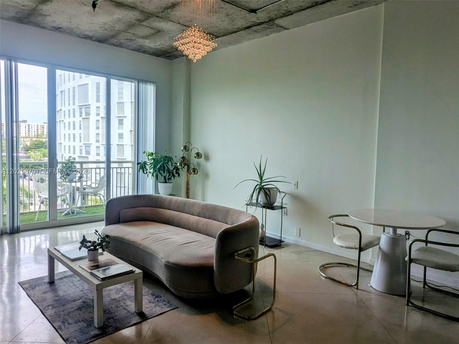 2001 Biscayne Blvd # 3506, Miami FL 33137 — 1