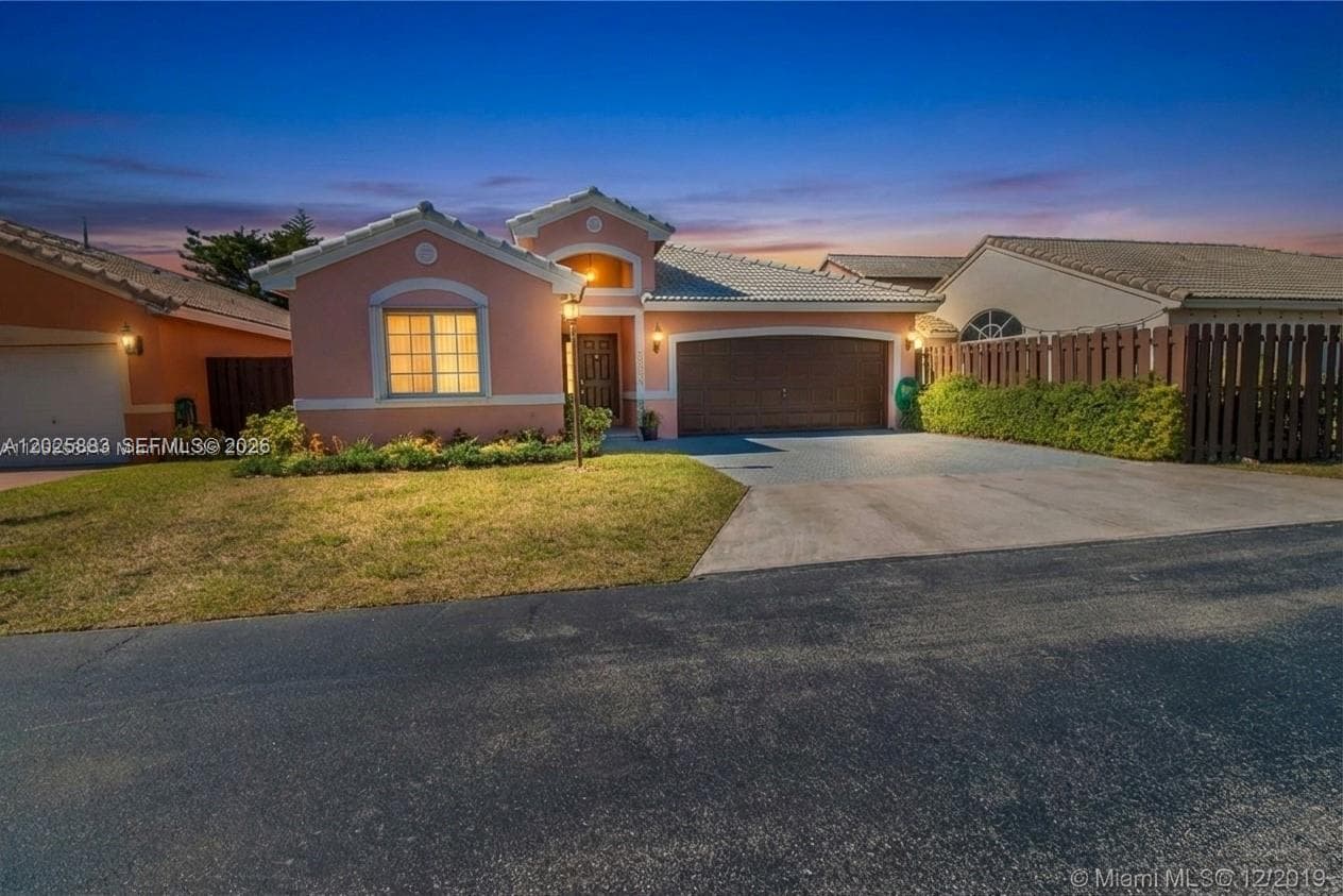 8224 SW 157th Ct, Miami FL 33193 — 9