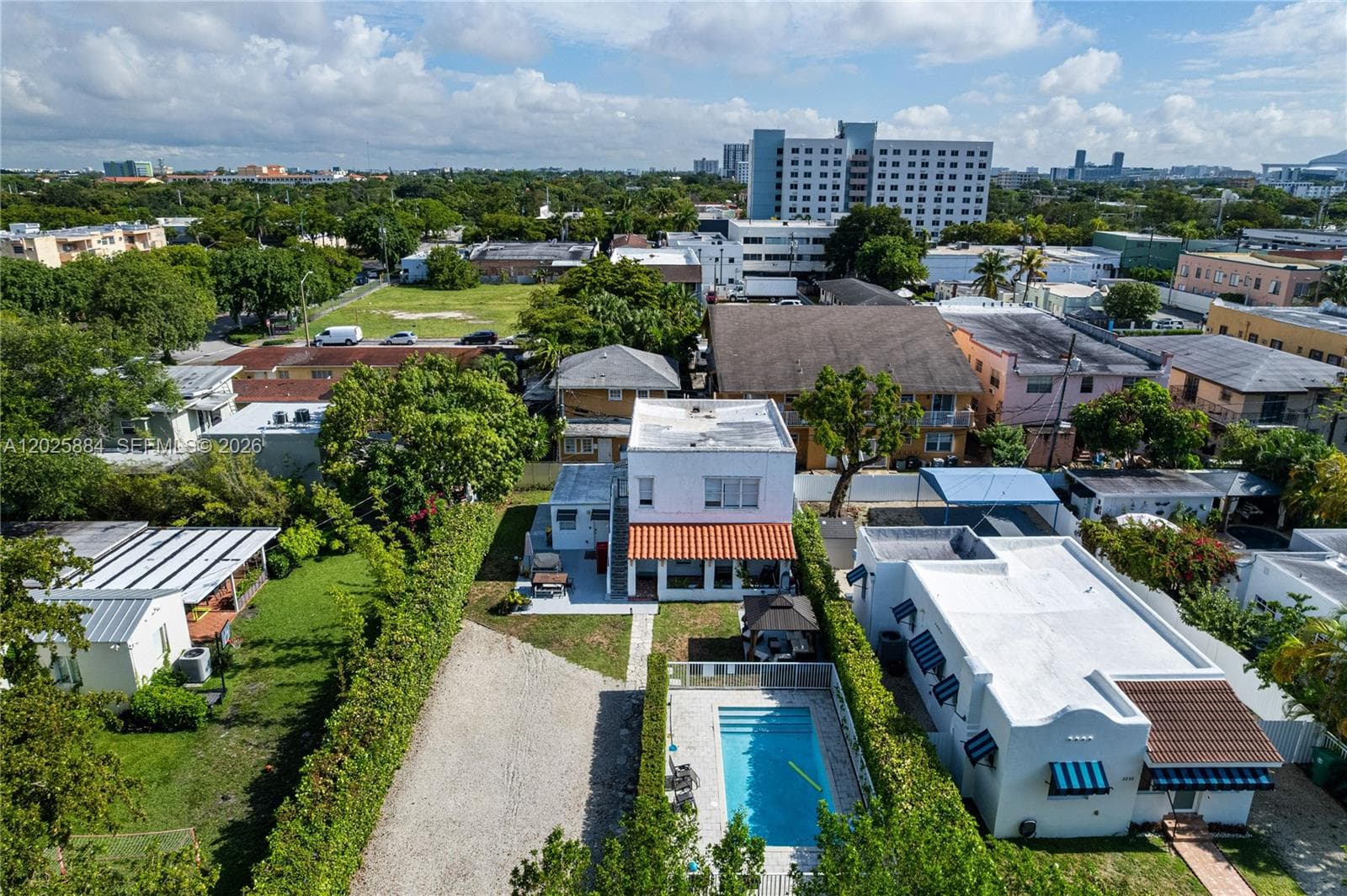 2255 SW 10th St # B, Miami FL 33135 — 26