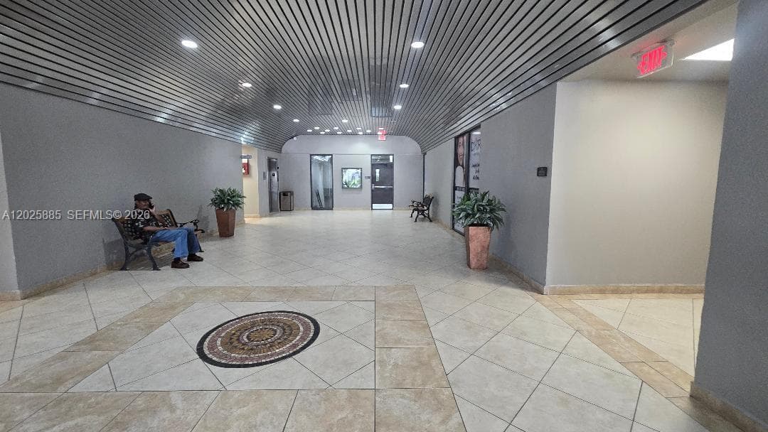 8370 W Flagler St # 246, Miami FL 33144 — 3
