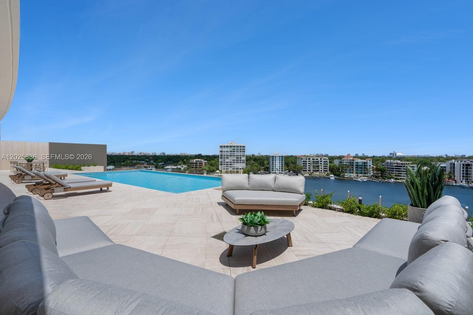 5 Grove Isle Dr # L05, Coconut Grove FL 33133 — 42