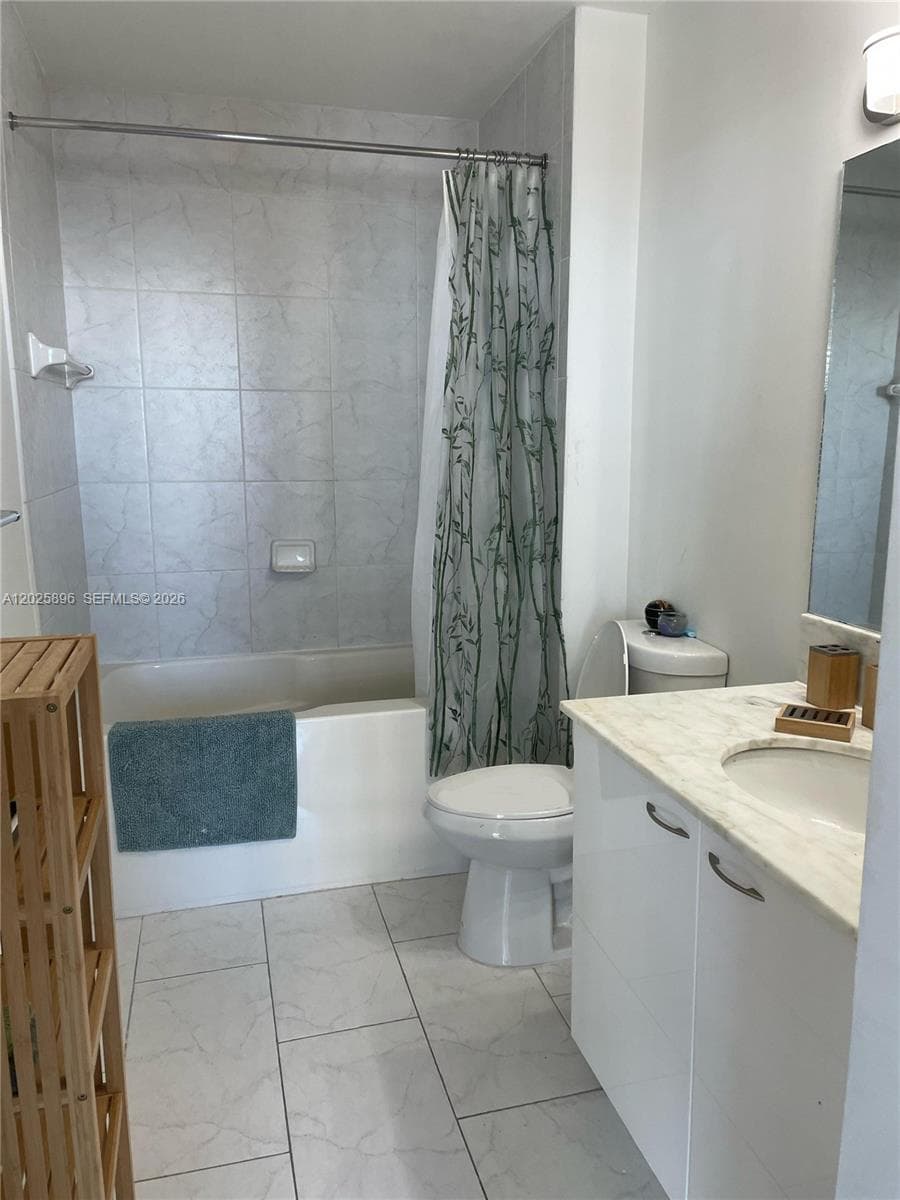 133 NE 2nd Ave # 1512, Miami FL 33132 — 29