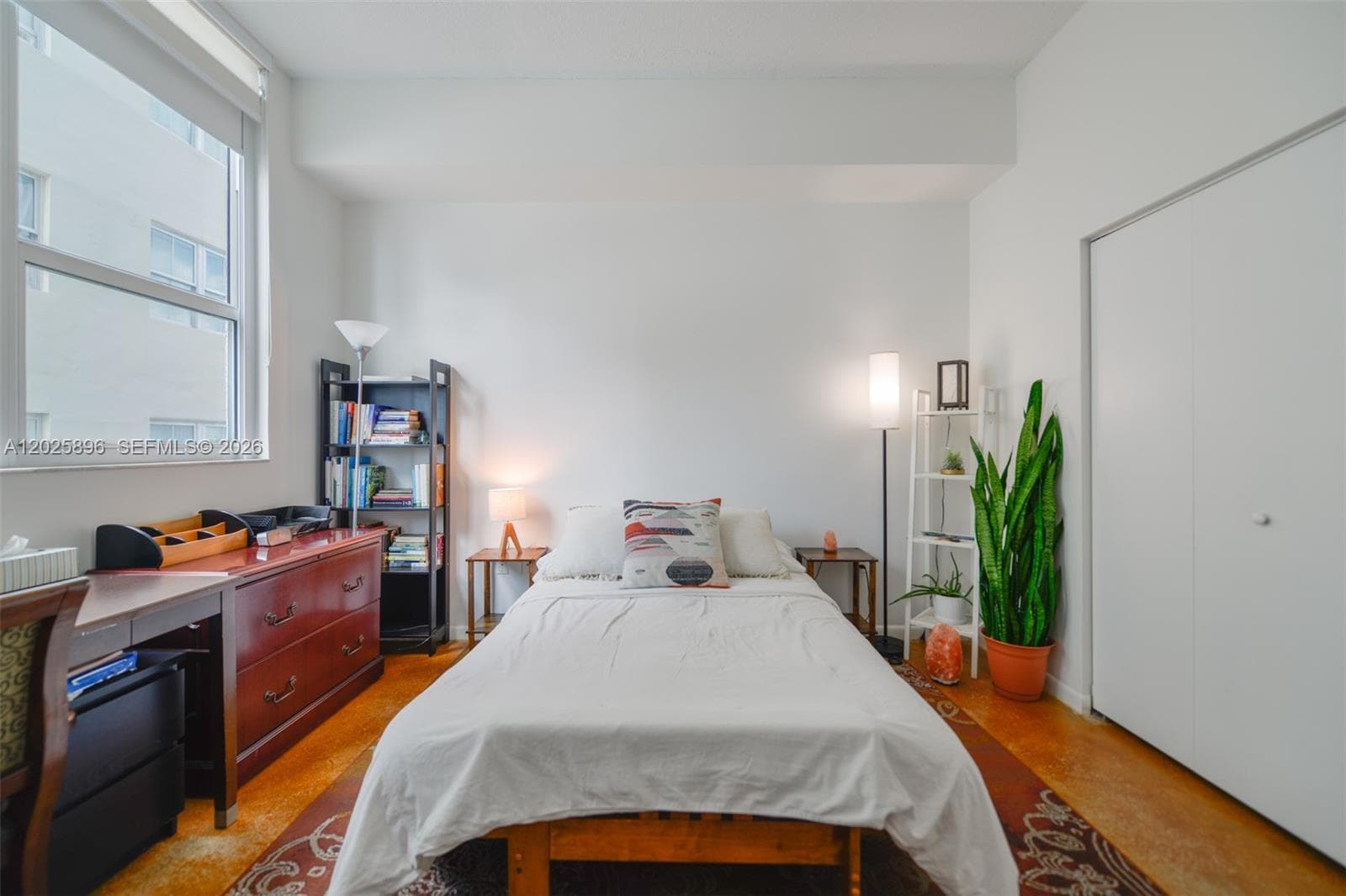 133 NE 2nd Ave # 1512, Miami FL 33132 — 25