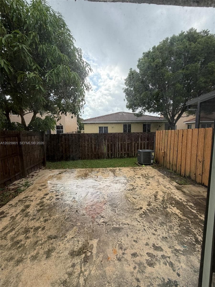 20603 NW 15th Ave # 1, Miami Gardens FL 33169 — 25