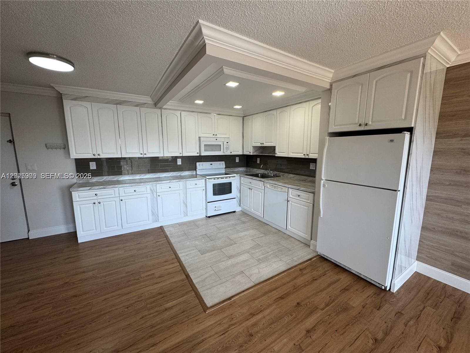 1121 SW 122nd Ave # 2, Miami FL 33184 — 3