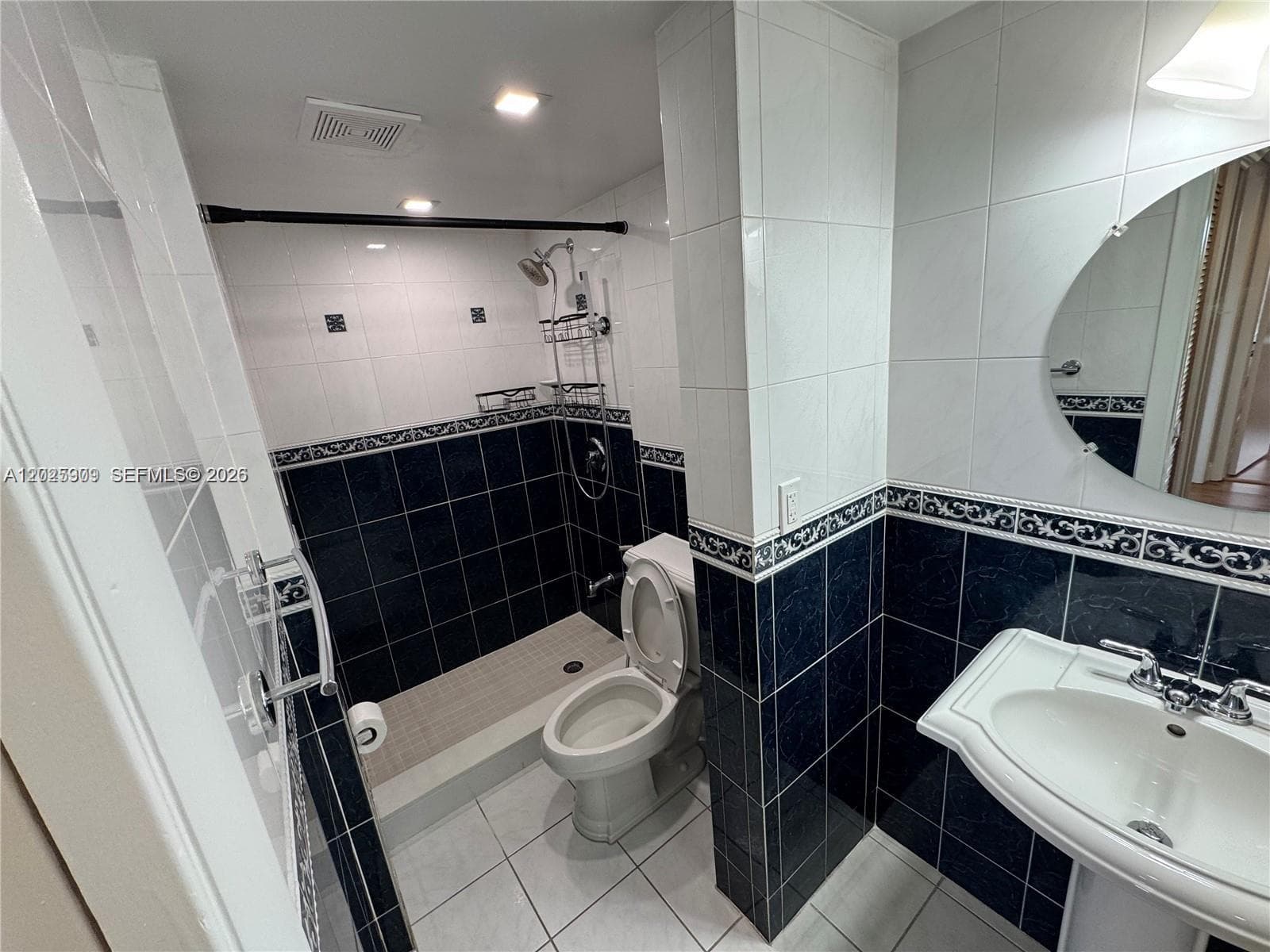 1121 SW 122nd Ave # 2, Miami FL 33184 — 5