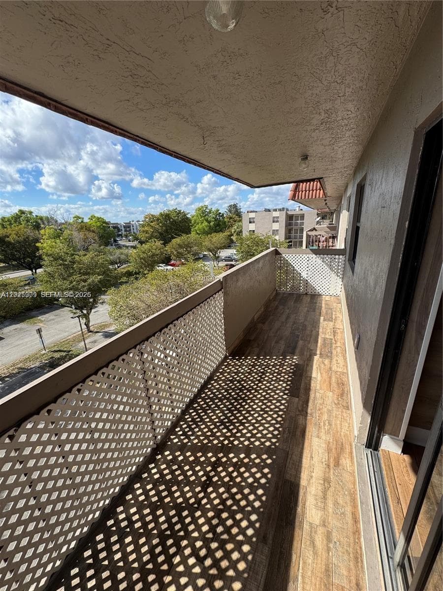 1121 SW 122nd Ave # 2, Miami FL 33184 — 14
