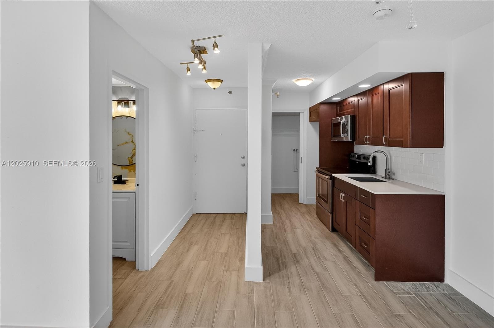 1255 Collins Ave # 504, Miami Beach FL 33139 — 6