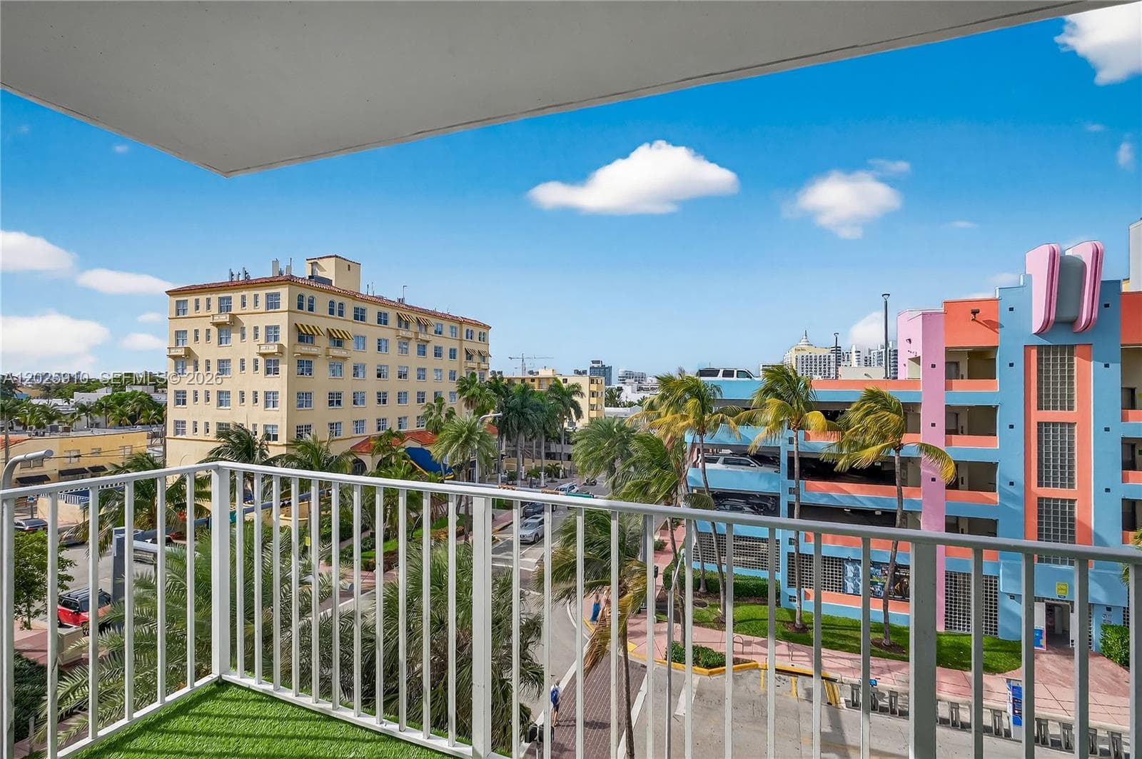 1255 Collins Ave # 504, Miami Beach FL 33139 — 1