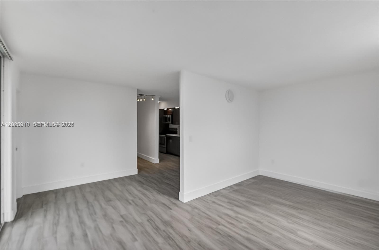 1255 Collins Ave # 504, Miami Beach FL 33139 — 14