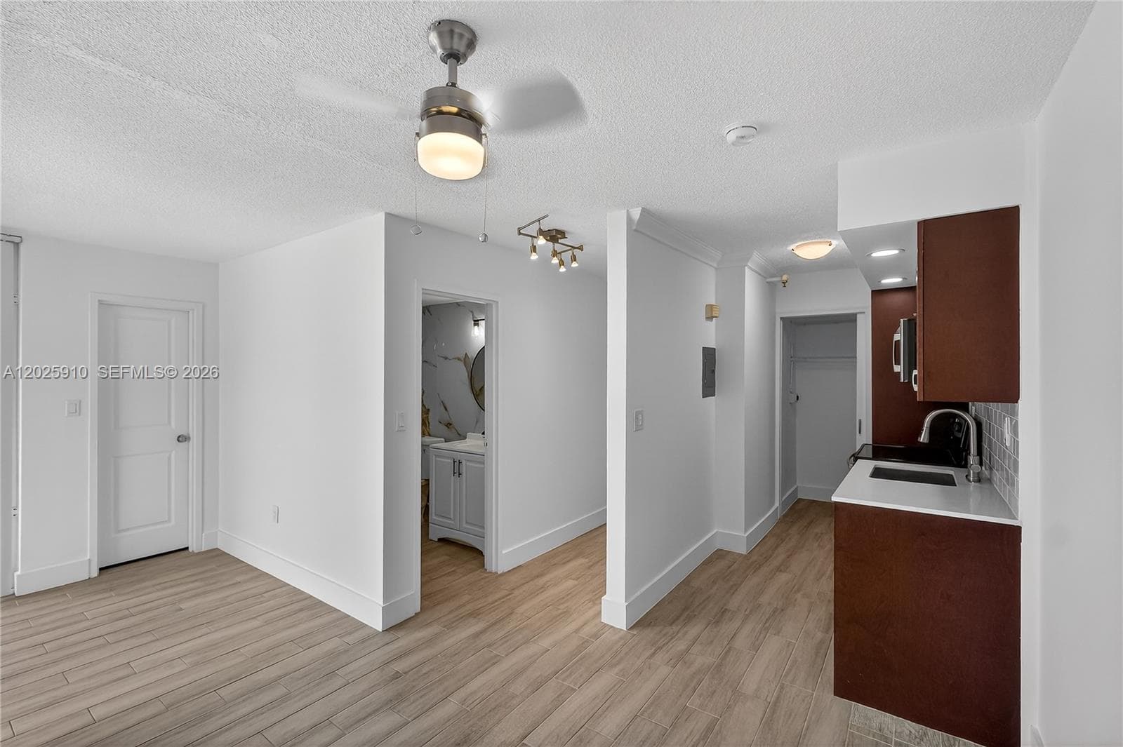 1255 Collins Ave # 504, Miami Beach FL 33139 — 8