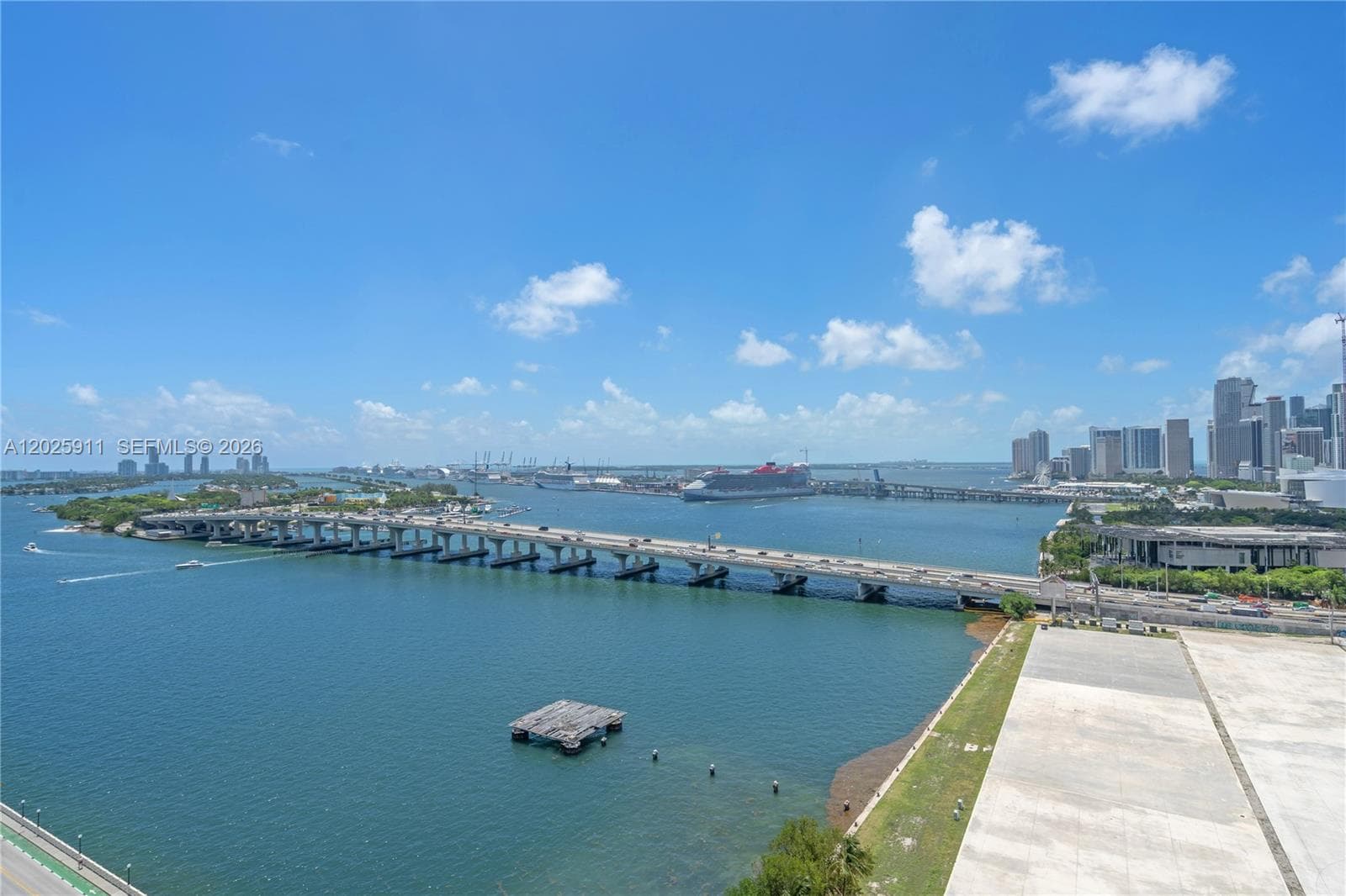 555 NE 15th St # 23I, Miami FL 33132 — 3