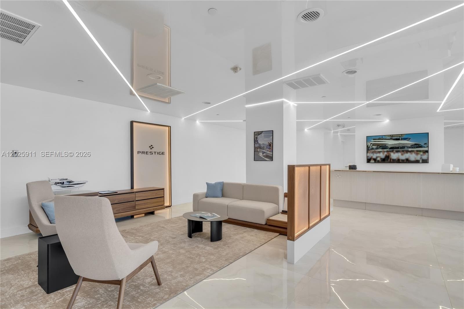 555 NE 15th St # 23I, Miami FL 33132 — 25