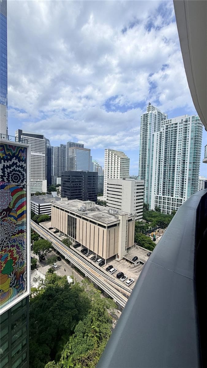 1000 Brickell # 2014, Miami FL 33131 — 28