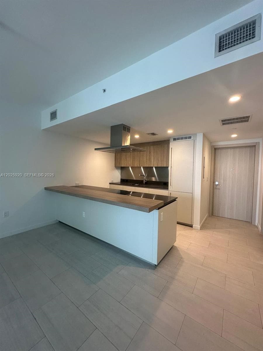 1000 Brickell # 2014, Miami FL 33131 — 20