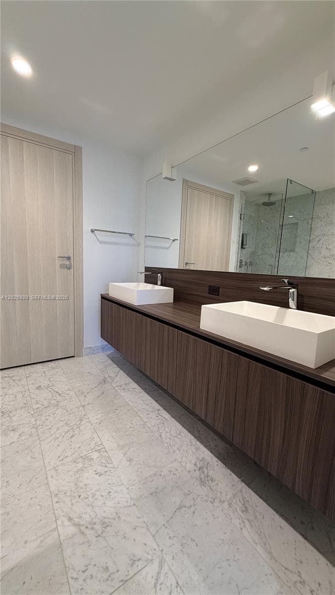 1000 Brickell # 2014, Miami FL 33131 — 24