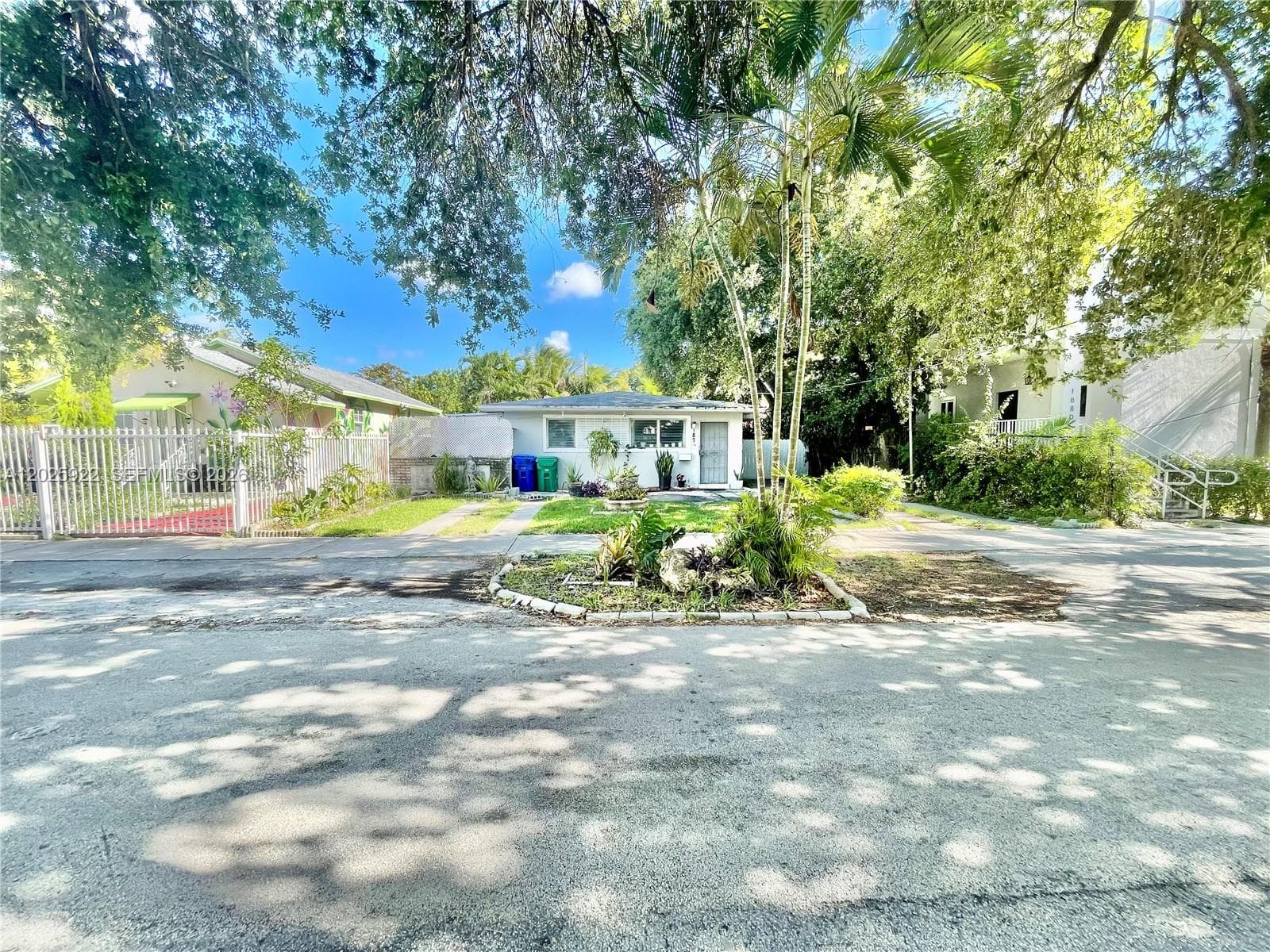 1874 NW 19th St, Miami FL 33125 — 3