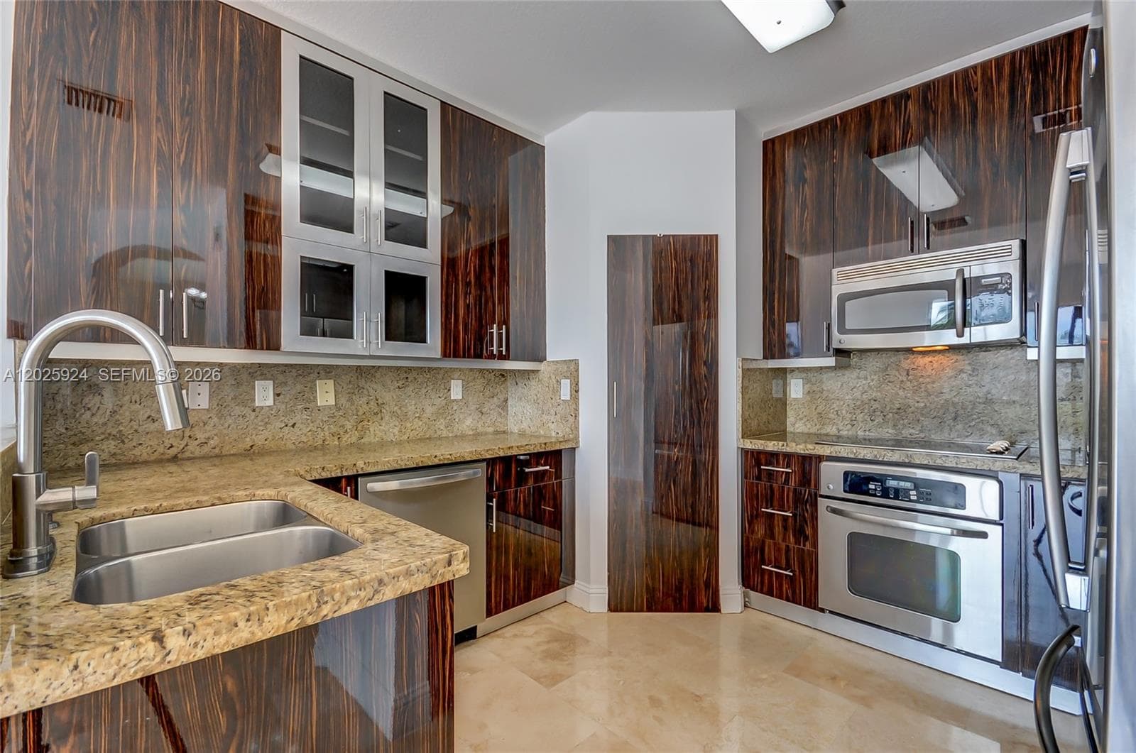 11184 NW 73rd St, Doral FL 33178 — 12