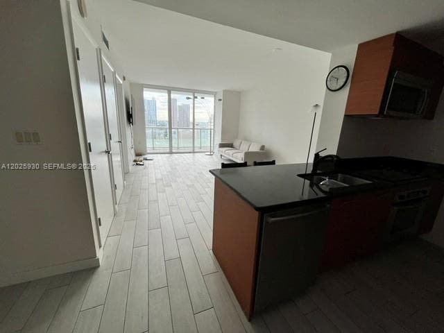 50 Biscayne Blvd # 2105, Miami FL 33132 — 7