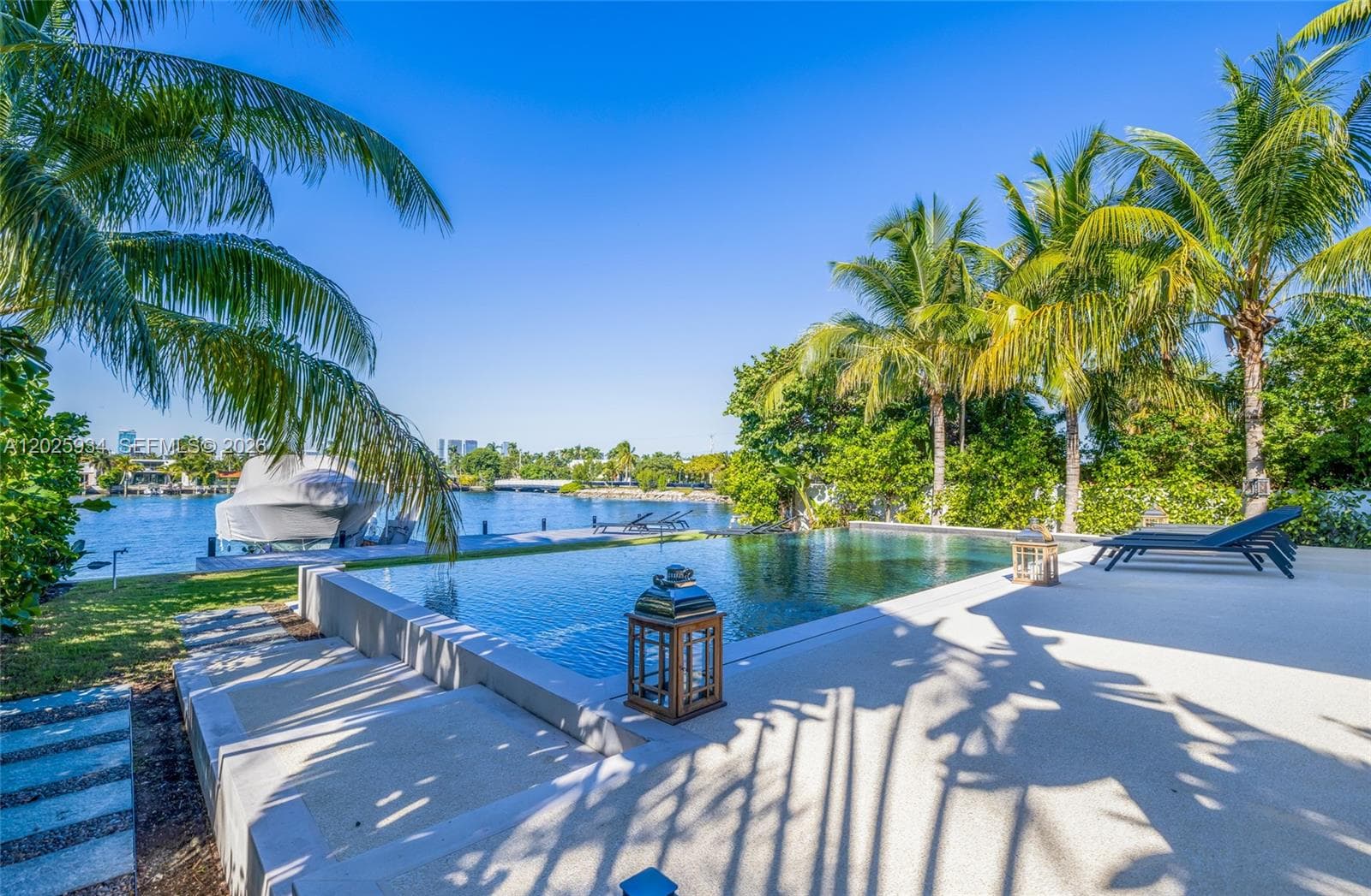 200 W Rivo Alto Dr, Miami Beach FL 33139 — 10