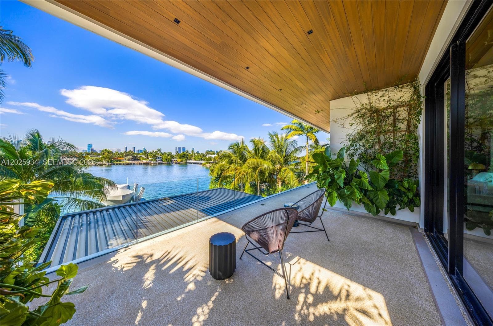 200 W Rivo Alto Dr, Miami Beach FL 33139 — 45