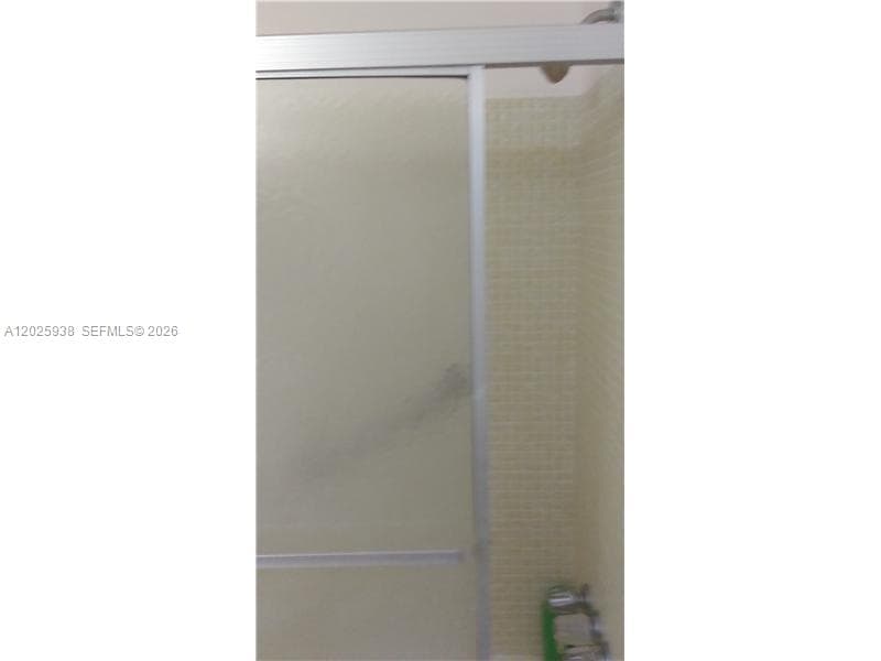 2880 NE 203rd St # B25, Aventura FL 33180 — 8