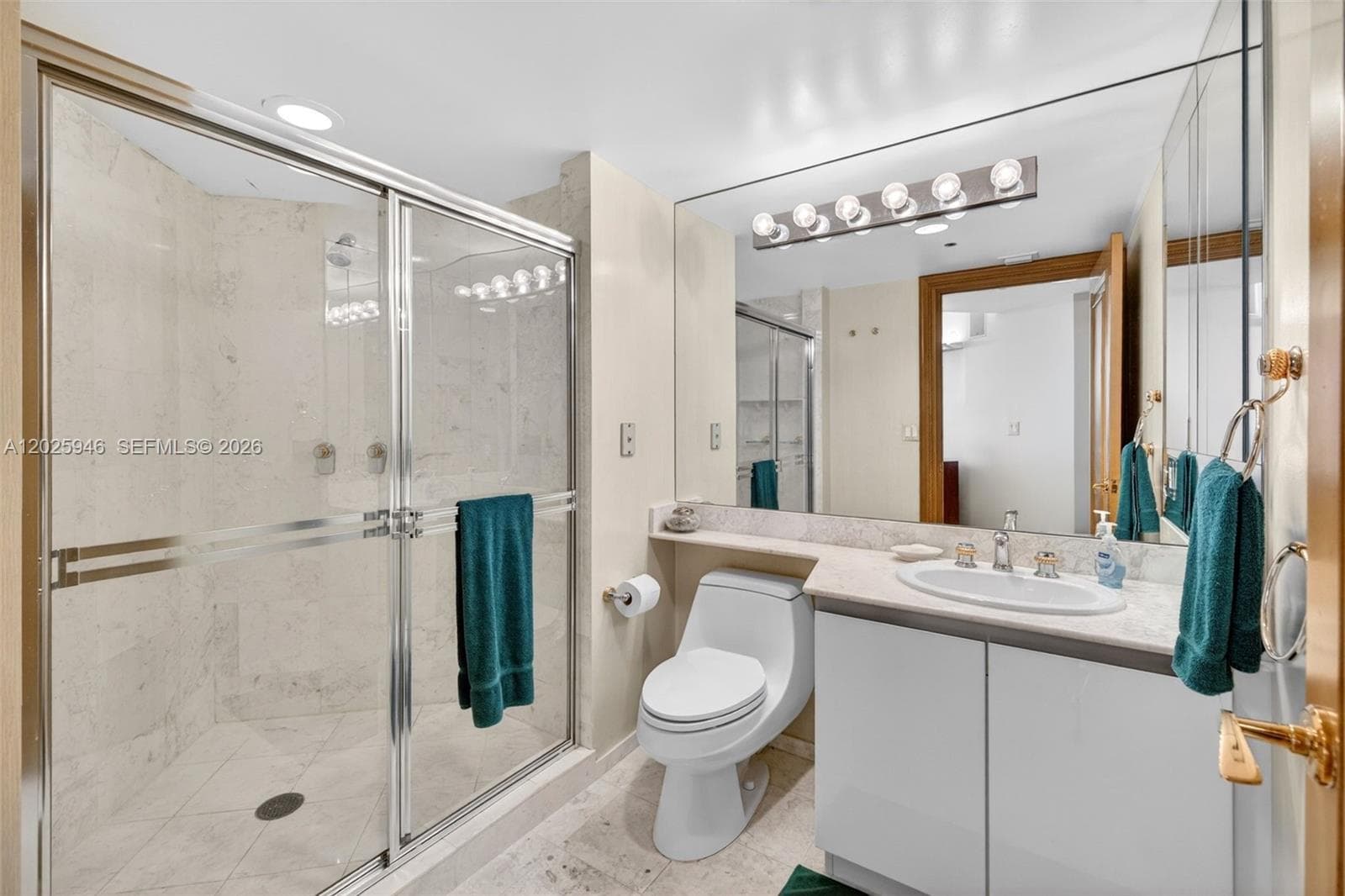 2600 Island Blvd # 1202, Aventura FL 33160 — 46